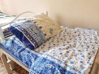 Хостелы Хостел Чемодан Караганда Односпальная кровать в общем номере для женщин-7